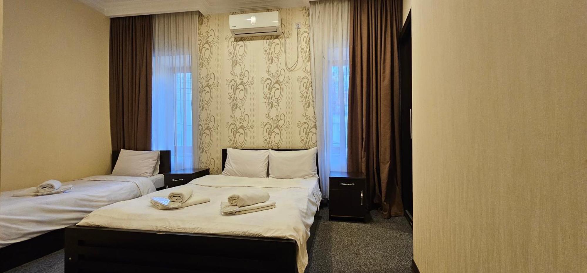 7 Rooms Tbilisi Luaran gambar
