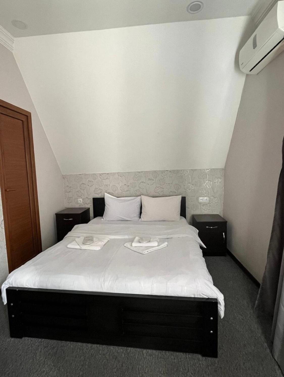 7 Rooms Tbilisi Luaran gambar