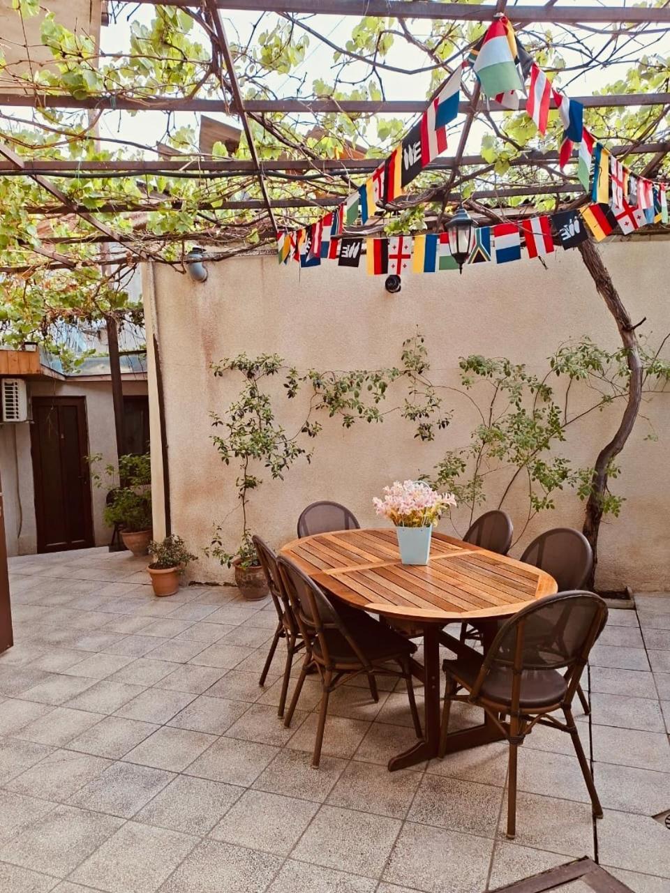 7 Rooms Tbilisi Luaran gambar