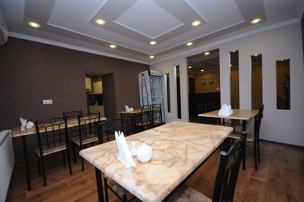 7 Rooms Tbilisi Luaran gambar